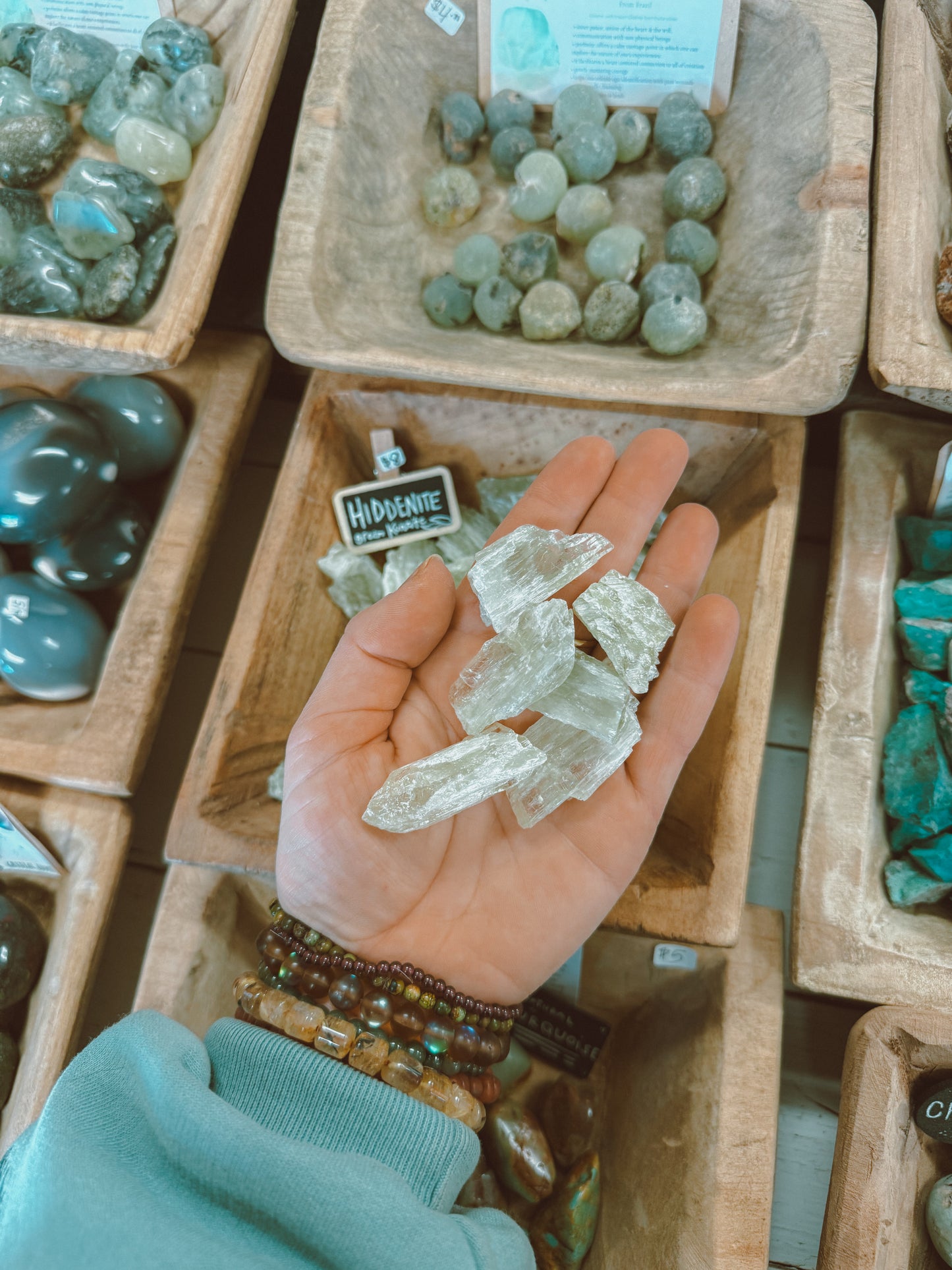 Green Hiddenite raw stone